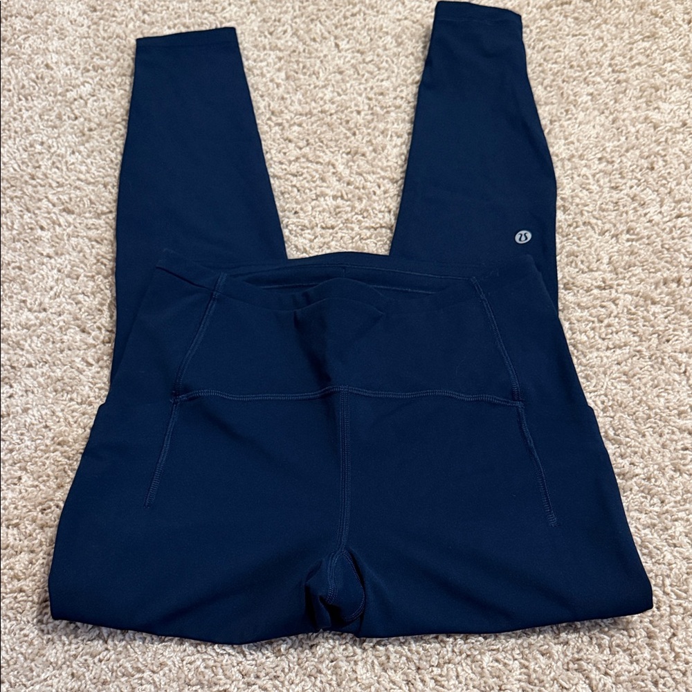 Lululemon true navy leggings! swift speed high-rise size 6